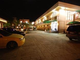 La Roca Veranda Suites & Restaurant Легазпи Екстериор снимка